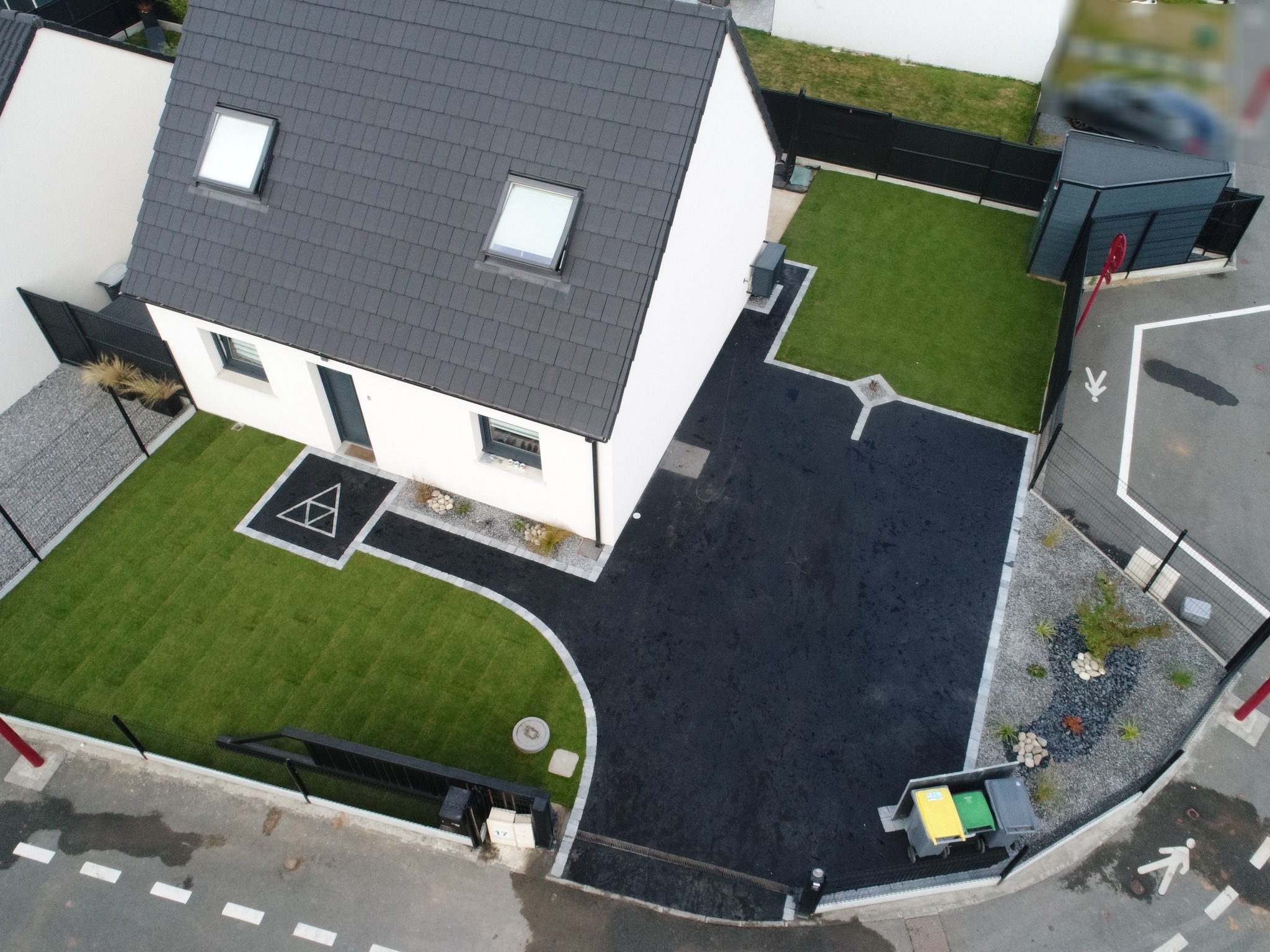 384767863_767686672035199_5648360392062724975_n